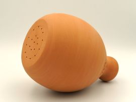 Chantepleure Brause mit Löchern